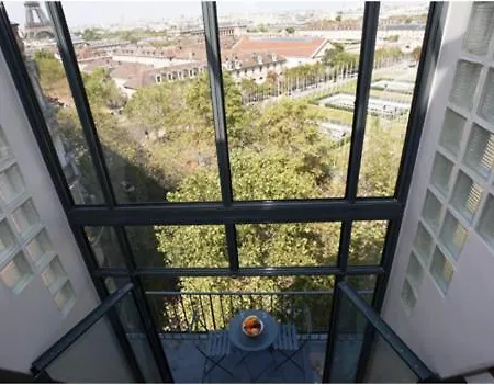 Appartement Iconic Eiffel Tower, Fully Unobstructed Parijs