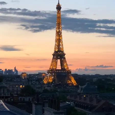 Iconic Eiffel Tower, Fully Unobstructed Appartement *